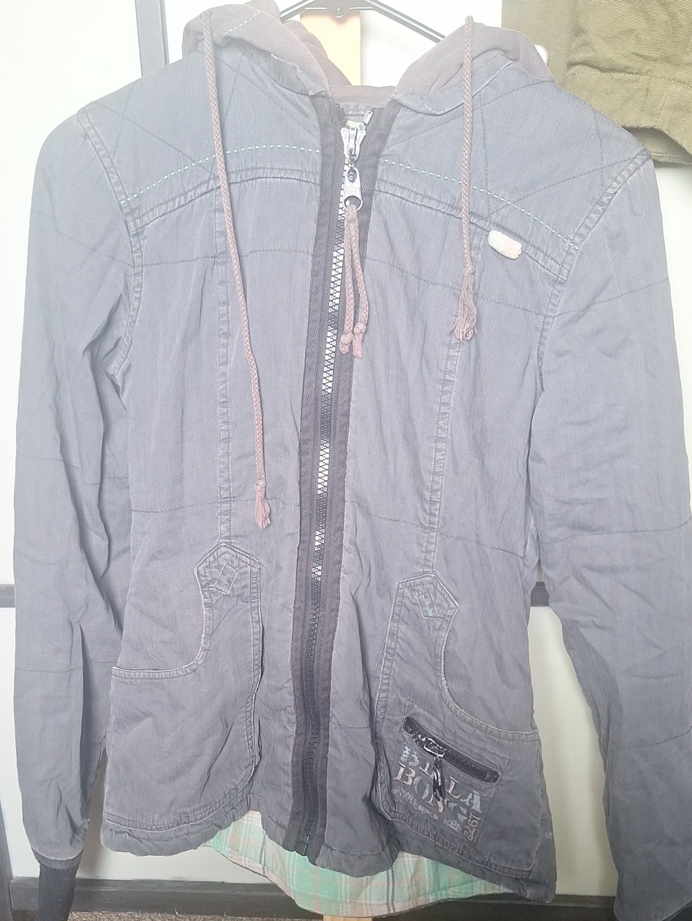 Billabong Jacket with Front Pockets